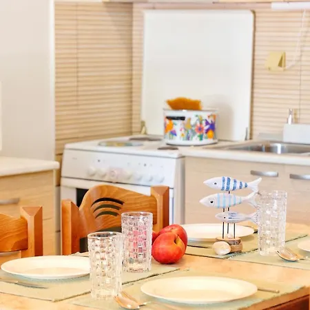 Folitsa By アパート