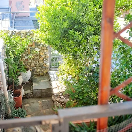 Apartament Folitsa By